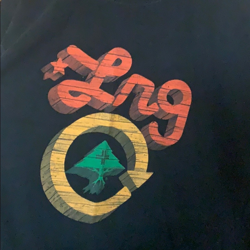 LRG men’s tee shirt